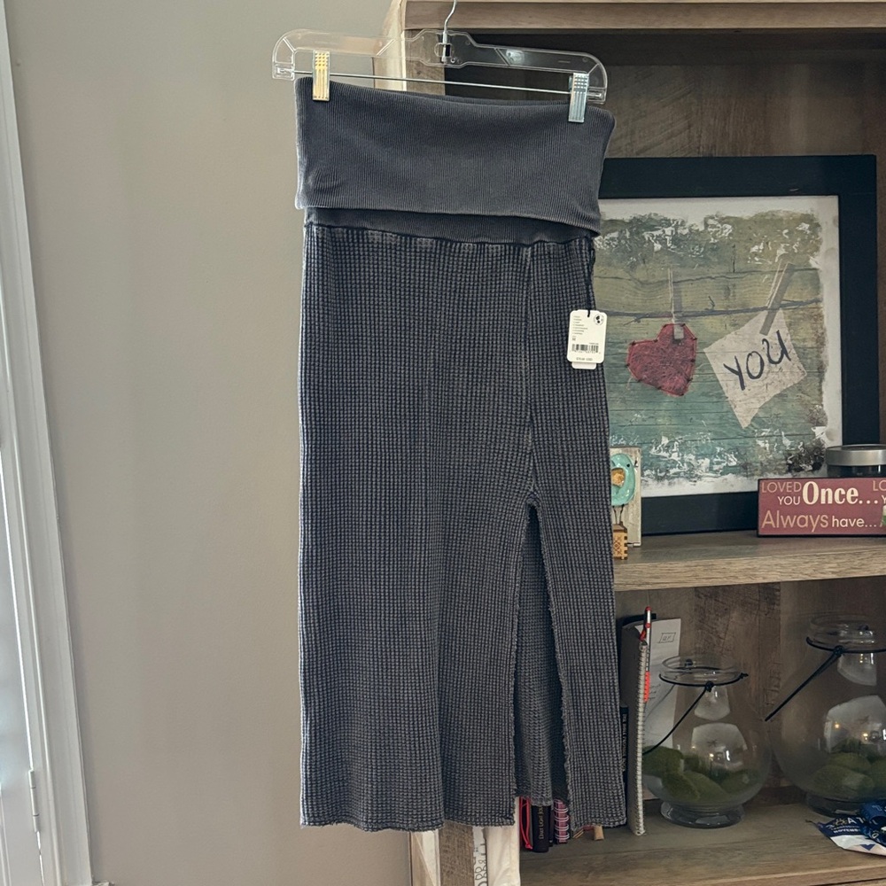 NWT. Free people. Women's Fold-Over Waist Ribbed Knit Skirt/Dress- Charcoal Gray